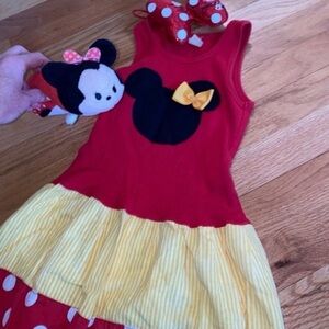Disney Minnie Mouse Dress, Hair Bow & Tsum Tsum. Minnie. Girls Size 6x.